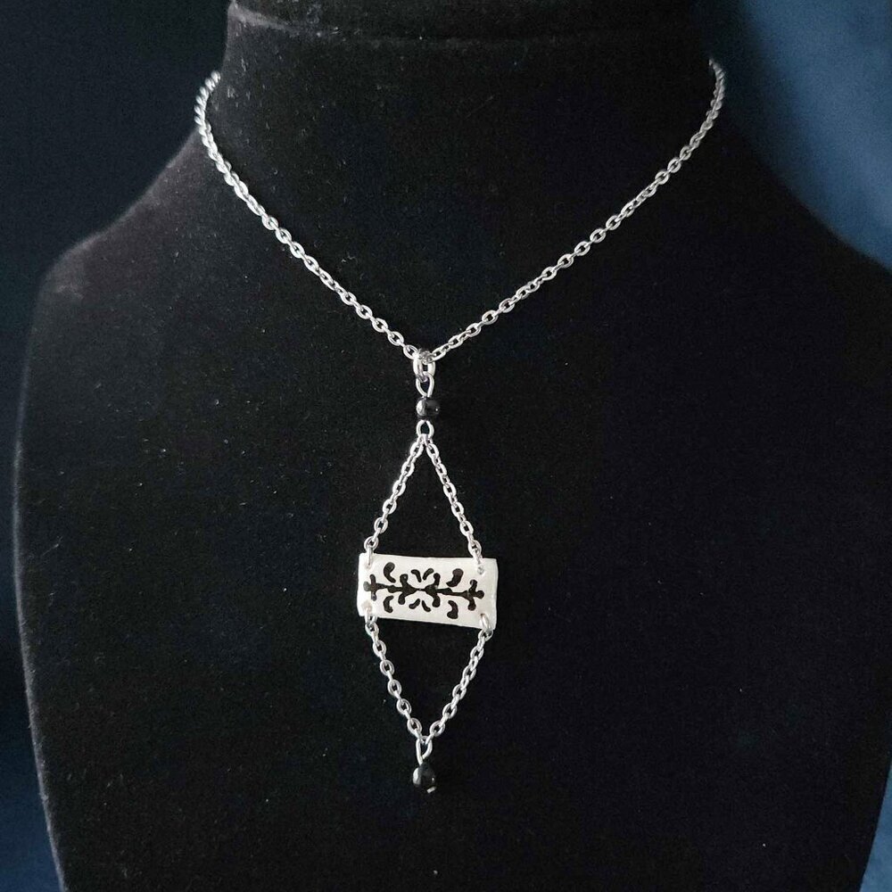 Iridescent Victorian Gothic obsidian necklace with a small silver chain